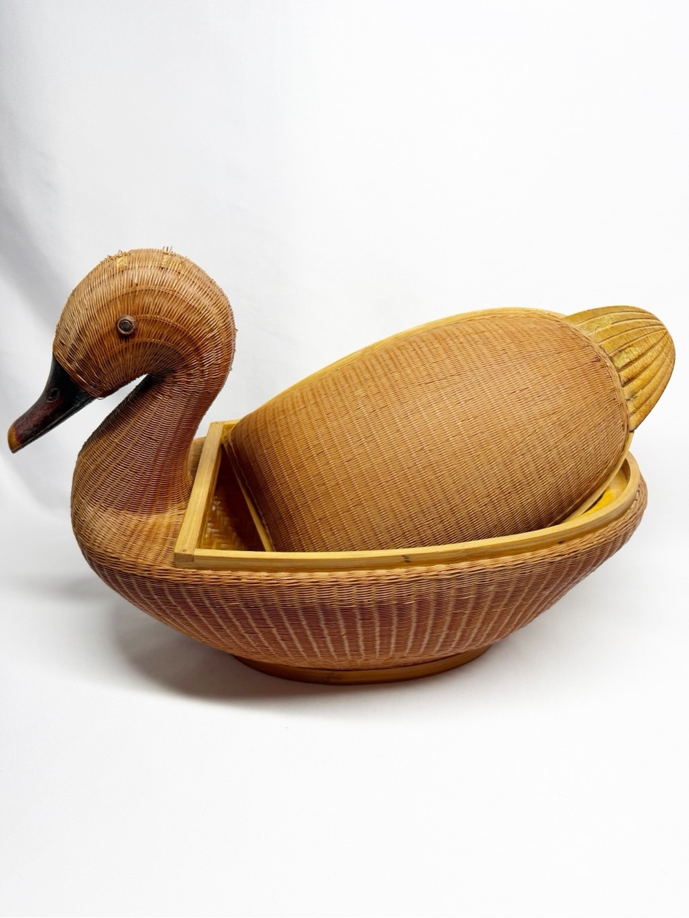 Vintage Shanghai Handicrafts Woven Wicker Bamboo Duck Basket Republic China